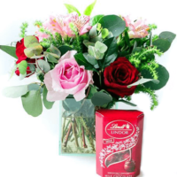 Pink And Red Roses In Small Vase With Lindt Chocolate Box 200g